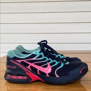 Nike Womens Air Max Torch 4 Running Sneaker Size 9 Navy Pink